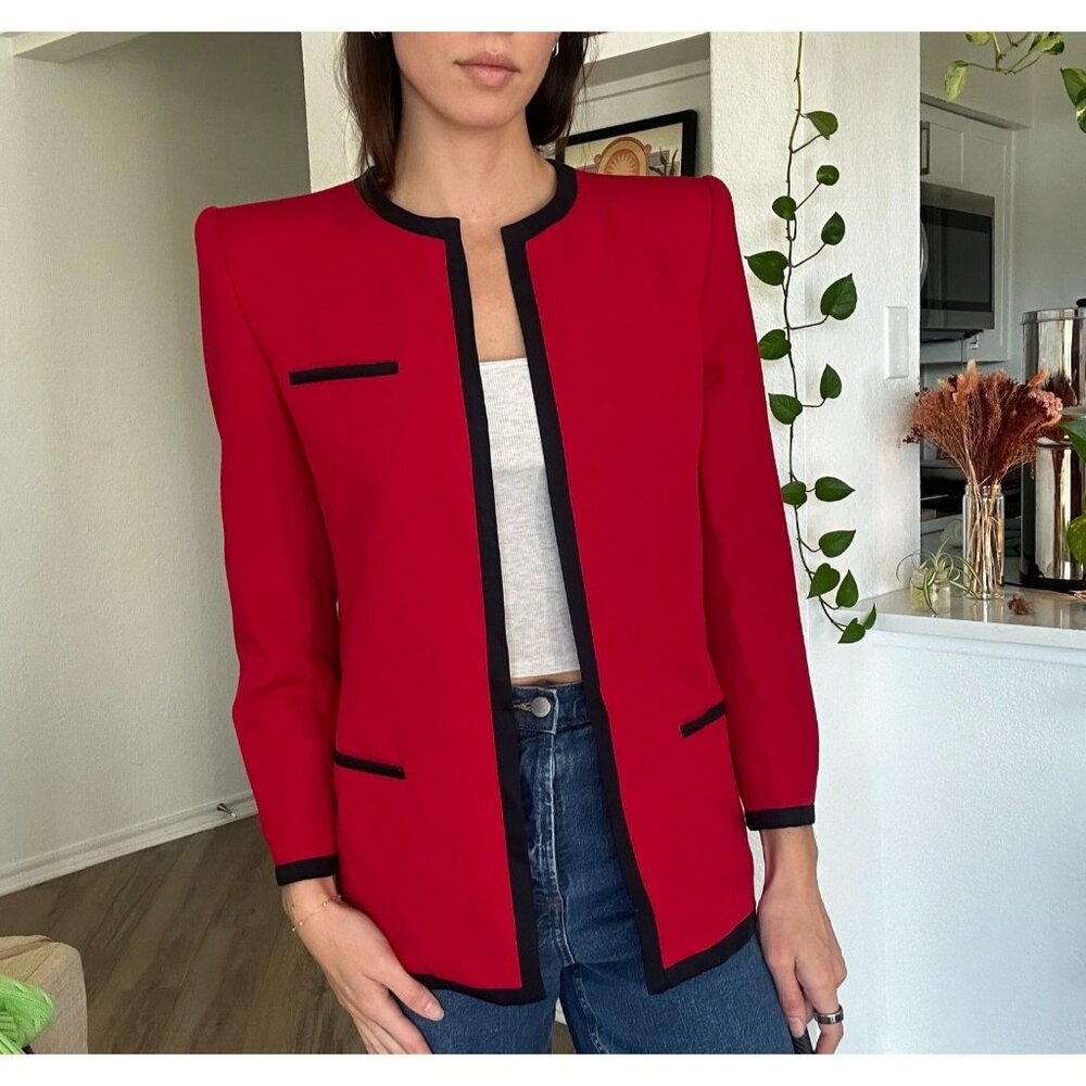 Valentino Miss V Vintage Red Navy Structured Blazer Jacket Size 40 Made in Italy